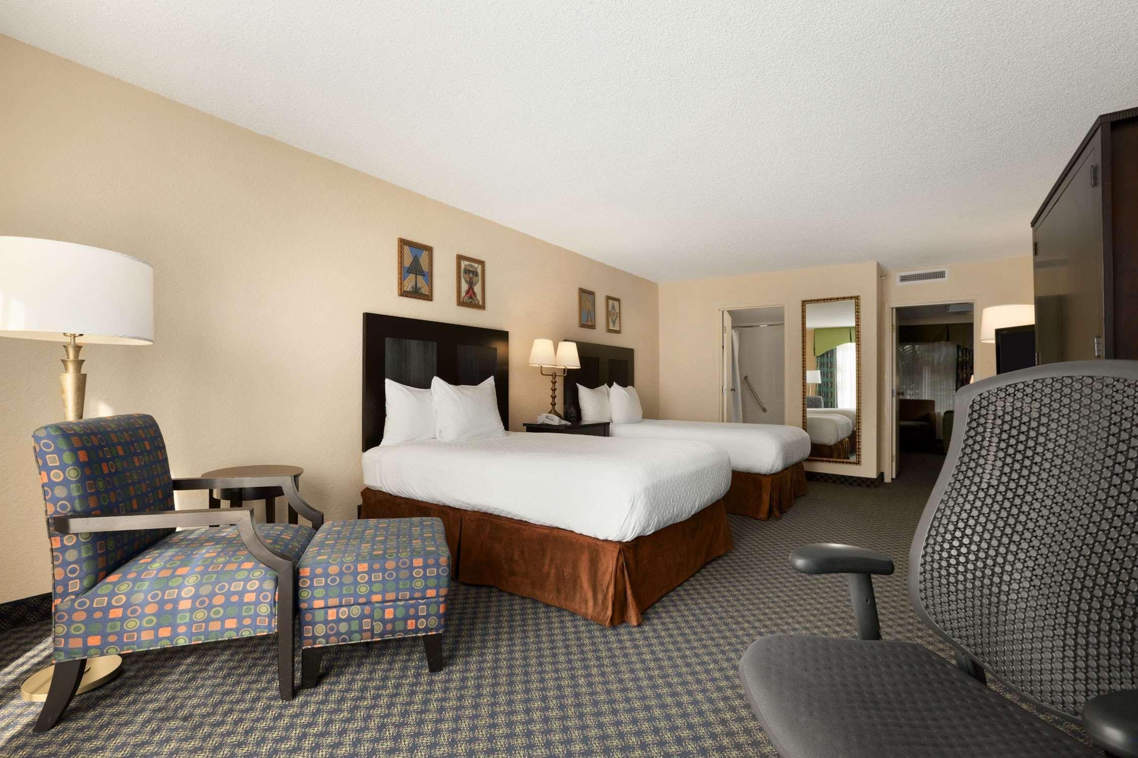 Embassy Suites By Hilton Miami International Airport Номер фото