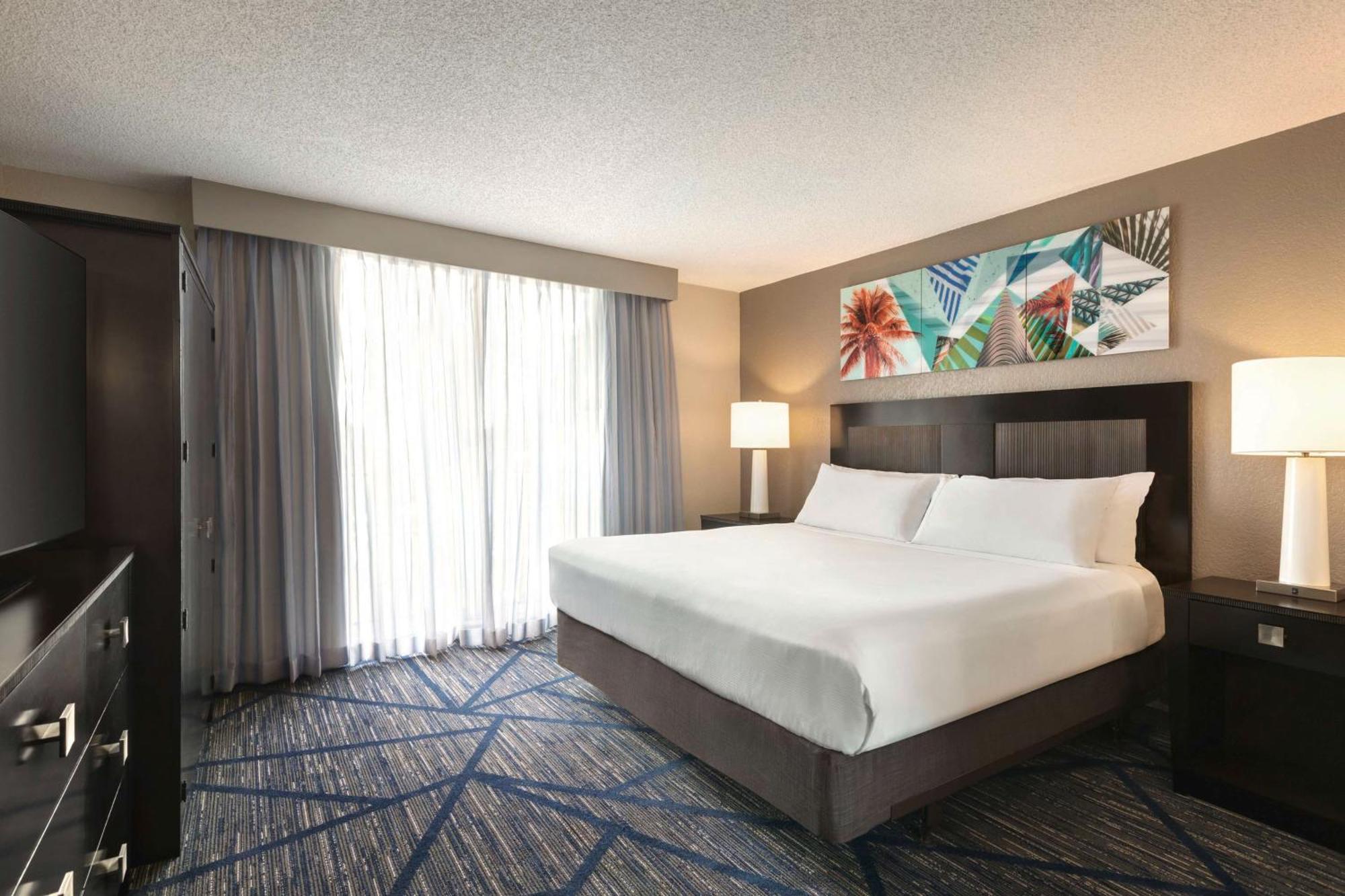 Embassy Suites By Hilton Miami International Airport Екстер'єр фото