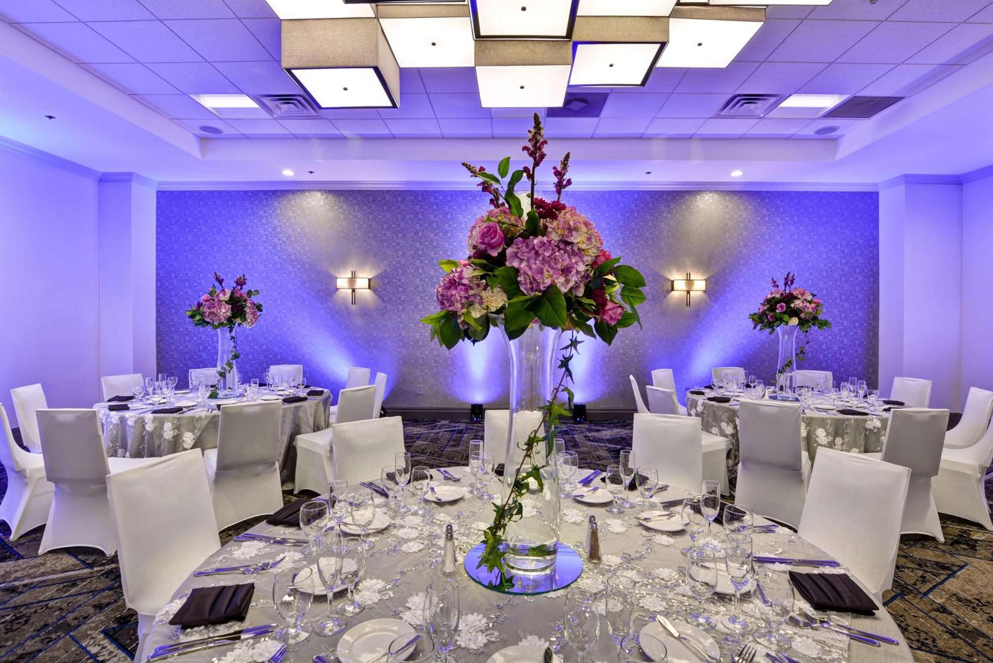 Embassy Suites By Hilton Miami International Airport Екстер'єр фото